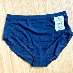 Second skin underwear (never worn)